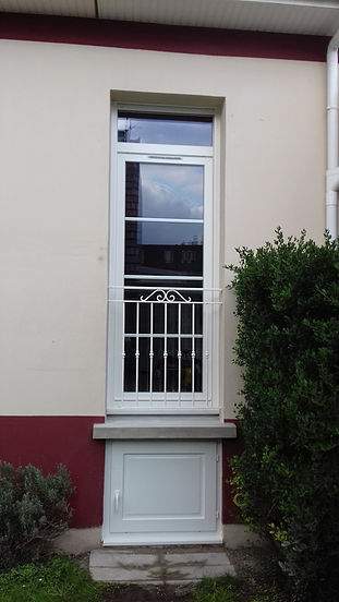 Vendeur et installateur de portes de garage Octeville-sur-Mer